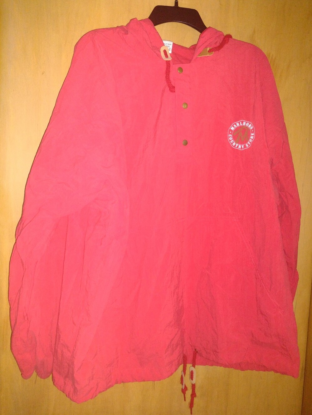 Marlboro Vintage Red Windbreaker Size XL